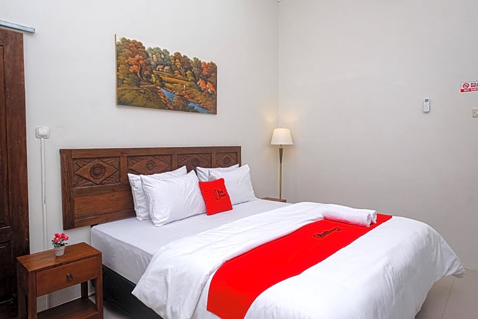 RedDoorz Syariah @ Ndalem Pusponyidro Klaten