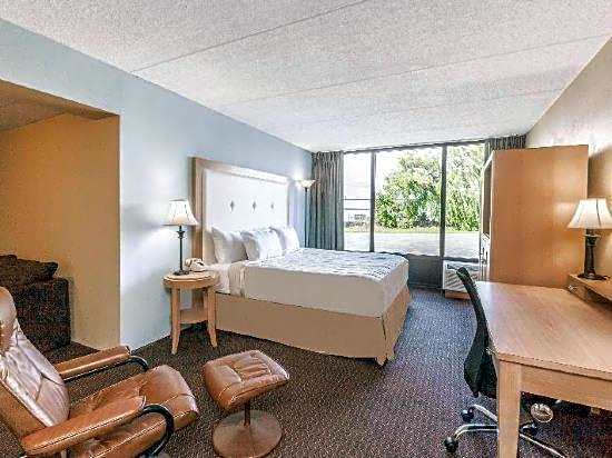 Days Inn by Wyndham Syracuse