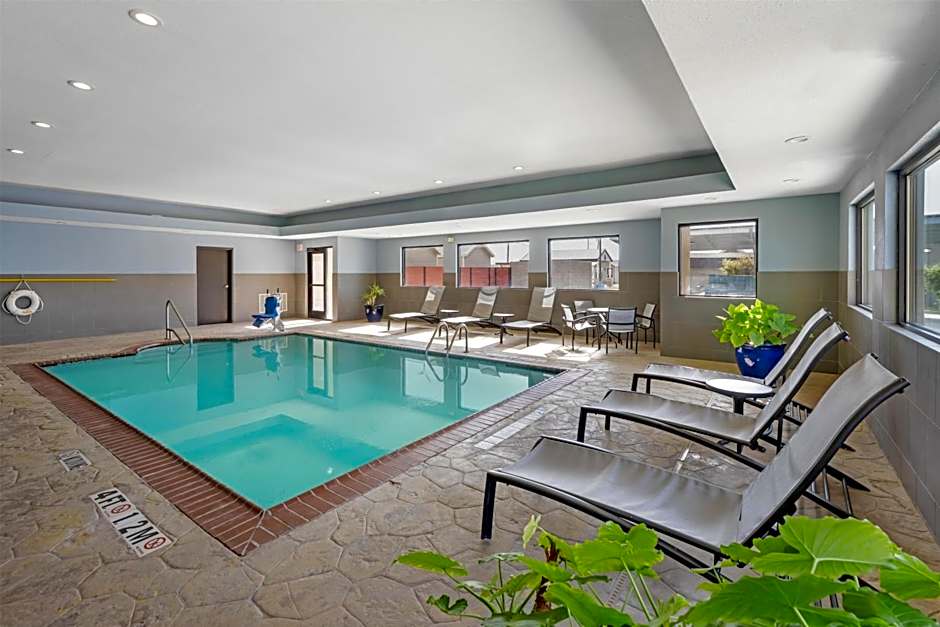 Best Western Plus Big Lake Inn