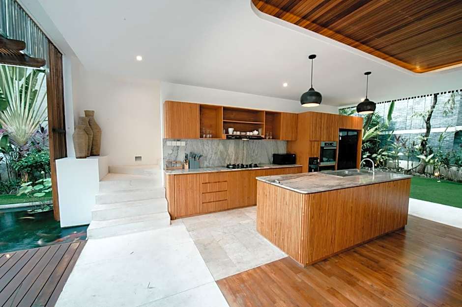 Seminyak Villa Paya paya Luxury near beach-Potato Head