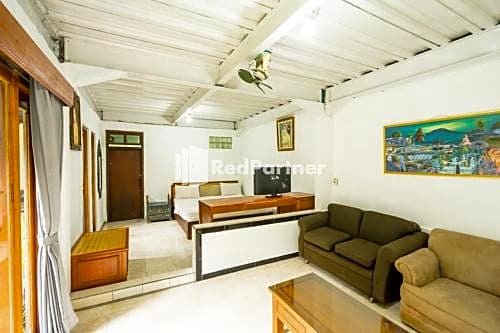 Ayu Homestay Nusa Dua Near ITDC RedPartner