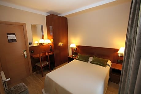 Economy Small Double Room