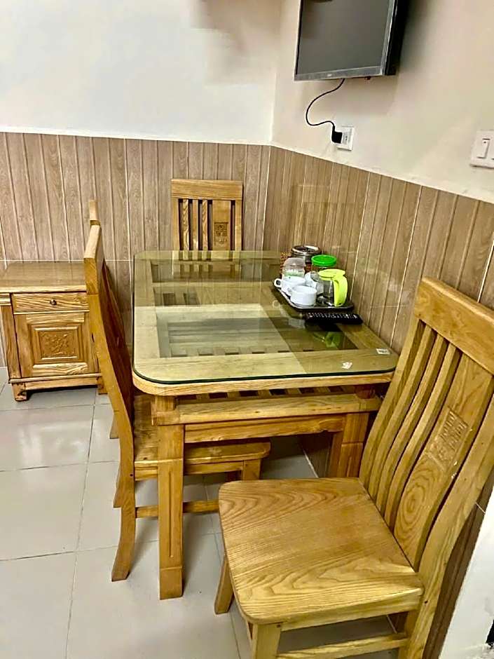 Khách sạn Thái Sơn