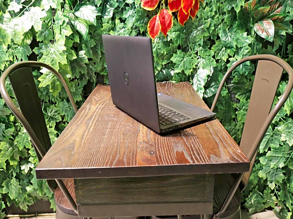 OYO Life 92925 Kost Bu Mala 2 Syariah