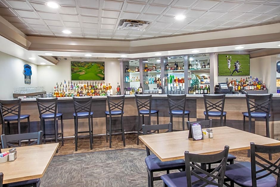 Wingate by Wyndham Detroit Metro Airport