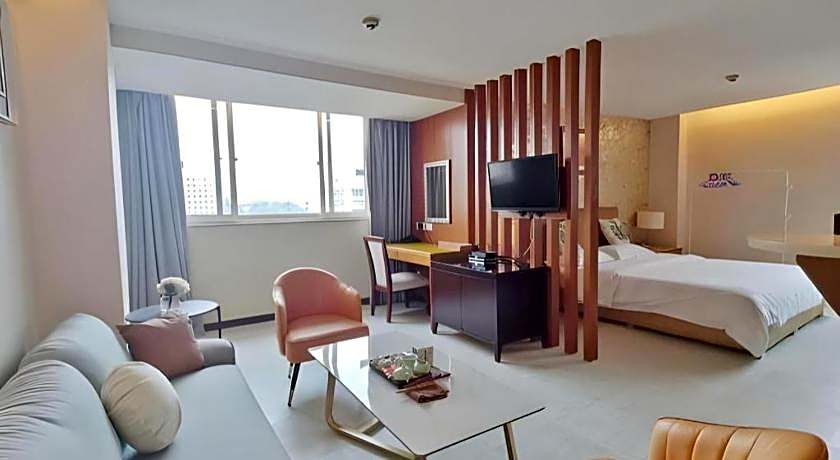Wings Hotel