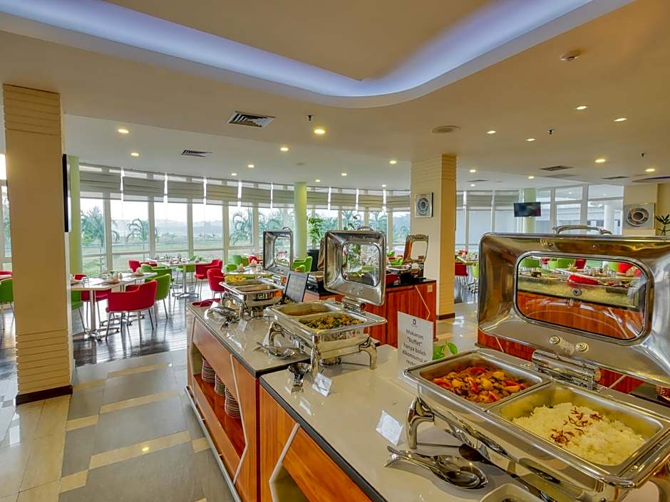 Grand Lagoi Hotel by Nirwana Gardens