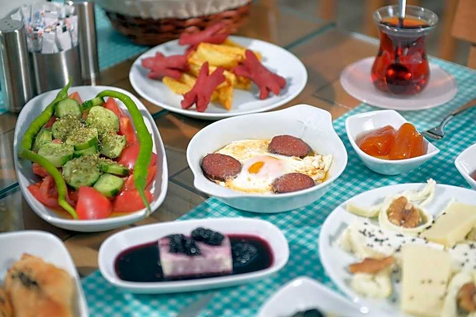 Brothers Cesme Boutique Hotel