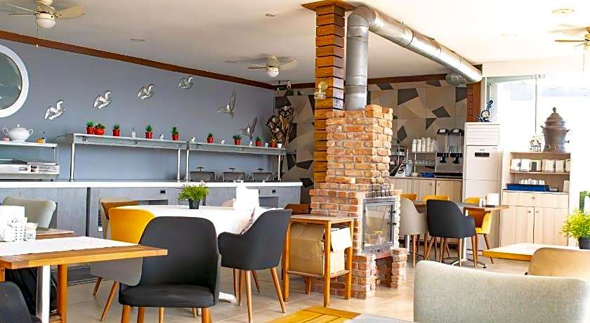 Akkan Beach Hotel
