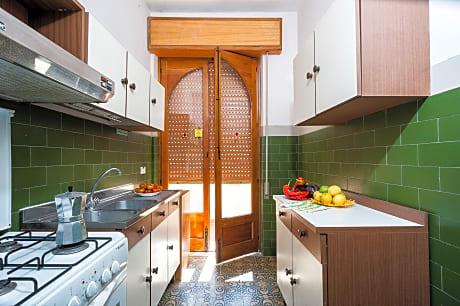 THREE ROOMS 5 BEDS WITH BALCONY