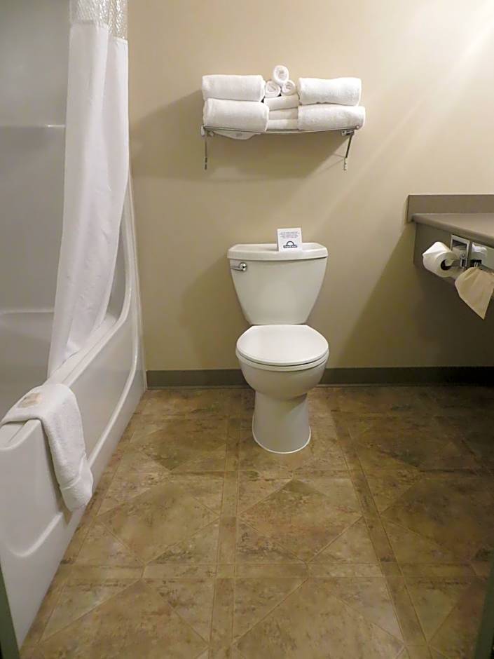 Days Inn by Wyndham Thunder Bay North