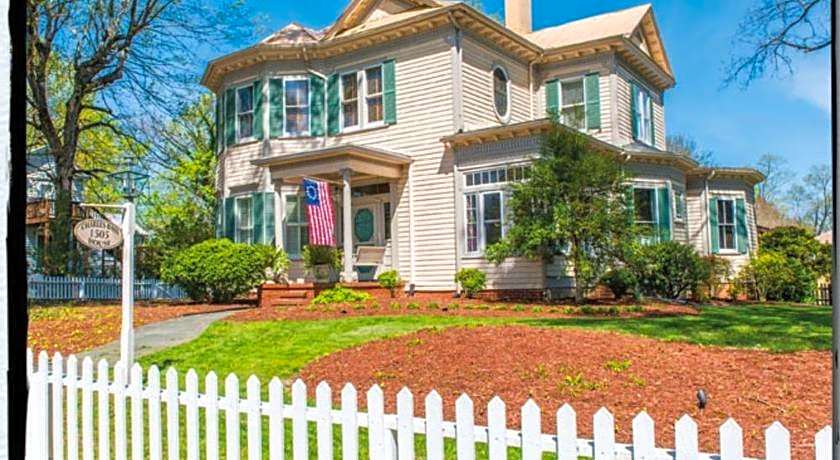 Charles Bass House Bed & Breakfast
