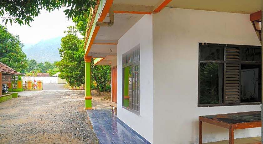 Hotel O Home Stay Syariah Aom Kusman