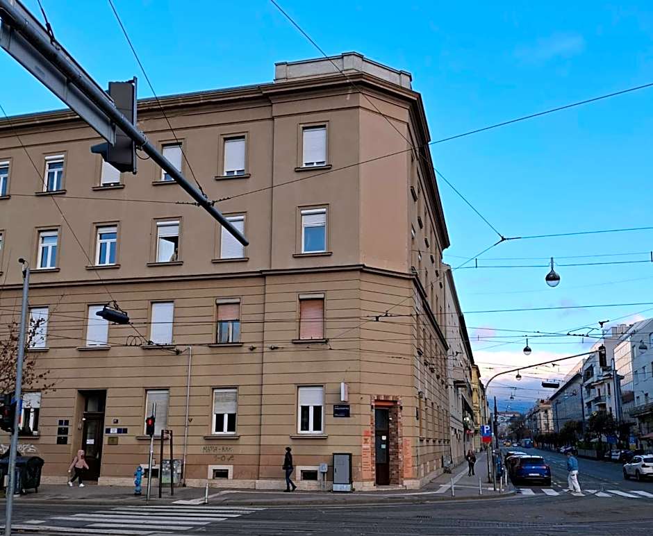 Palmers Lodge Hostel