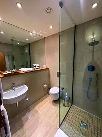 Quebecs Luxury Aparthotel