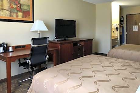 Queen Room with Two Queen Beds - Non-Smoking