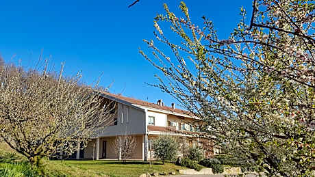 LE SETTE VIE HOLIDAY HOMES