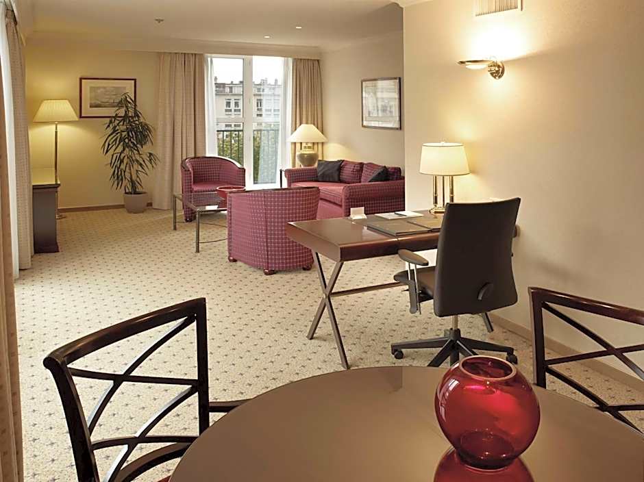 Hilton Antwerp Old Town