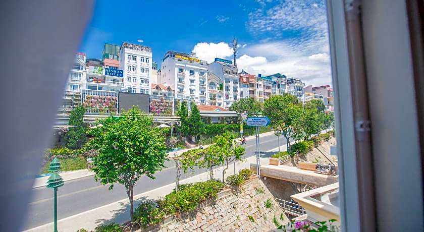 Nice Dream Dalat Hotel