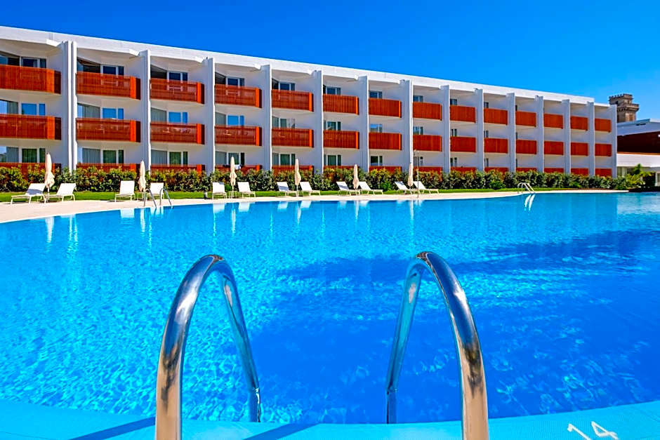 Malibu Foz Hotel - La Maison Younan