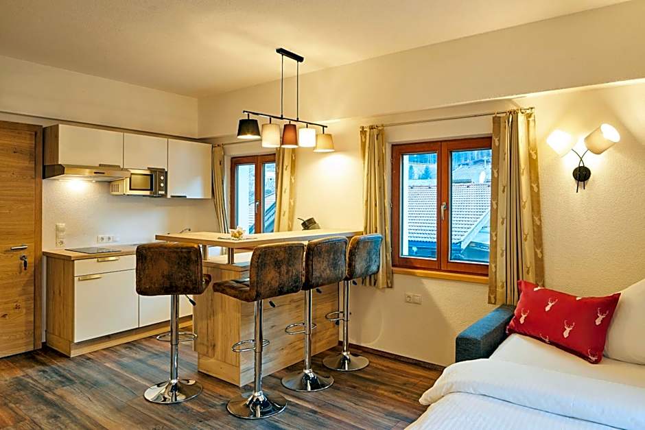 Tirolerhof - Appartementhaus