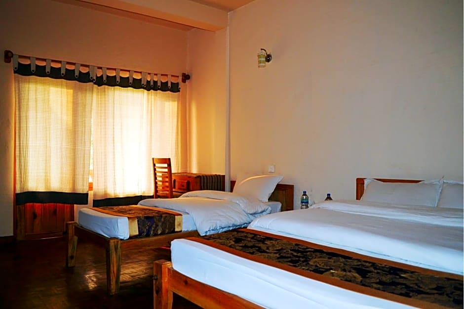 Chitwan Paradise Hotel