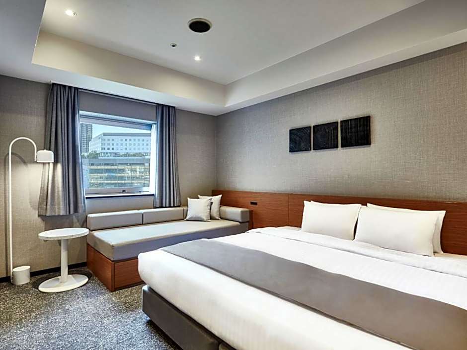 One Station Hotel Kumamoto -DLIGHT LIFE & HOTELS-