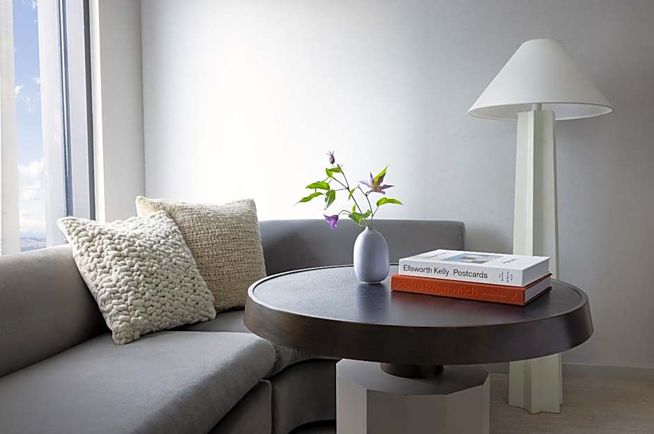 Kimpton Claret Hotel By IHG