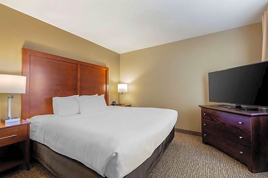 Comfort Suites Johnson Creek