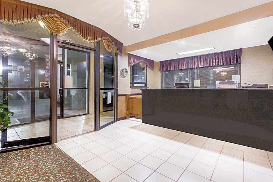 Howard Johnson by Wyndham Perry GA