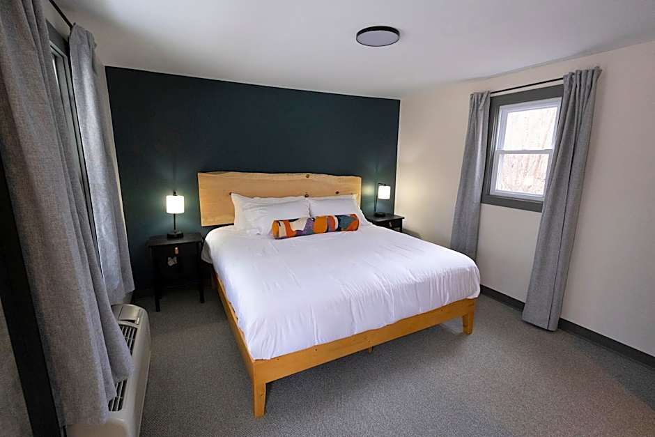 East Rock Inn