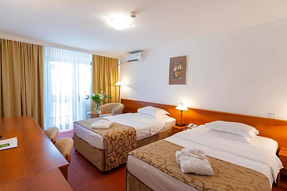 Hotel M