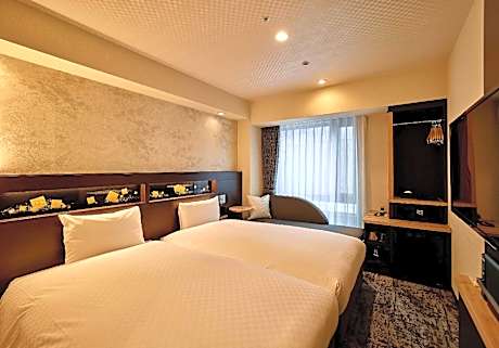 Twin Room (1 Adult) - Non-Smoking