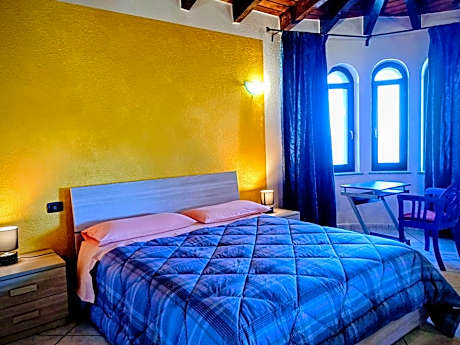 Double or Twin Room with Garden View