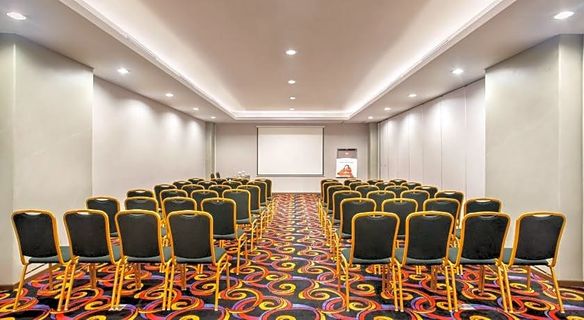 ibis Pontianak City Center