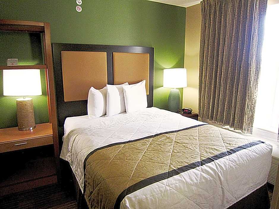 Extended Stay America Suites - Kansas City - Overland Park - Metcalf Ave