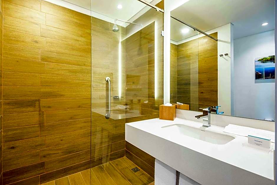 Hilton Garden Inn Santa Marta