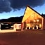 Coyote Mountain Lodge