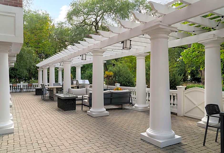 Homewood Suites By Hilton Cambridge-Arlington