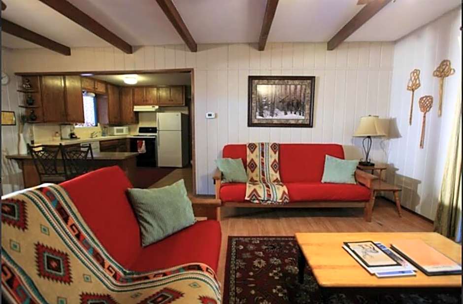 Sleepy Hollow Cabins and Hotel