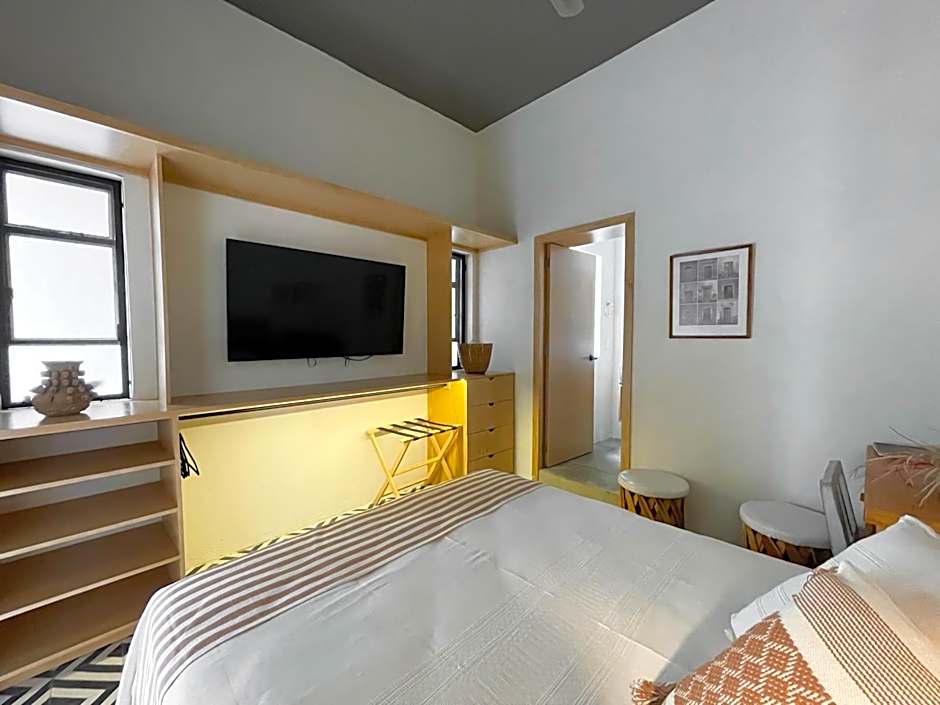 Casa Blanco by Barrio Mexico