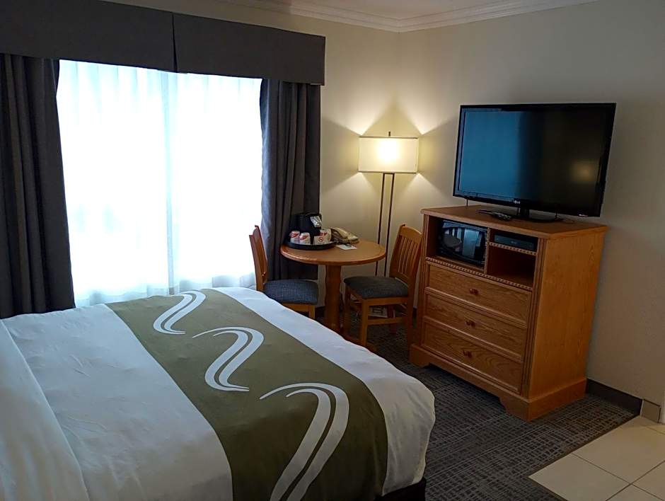 Quality Inn Downtown Inner Harbour