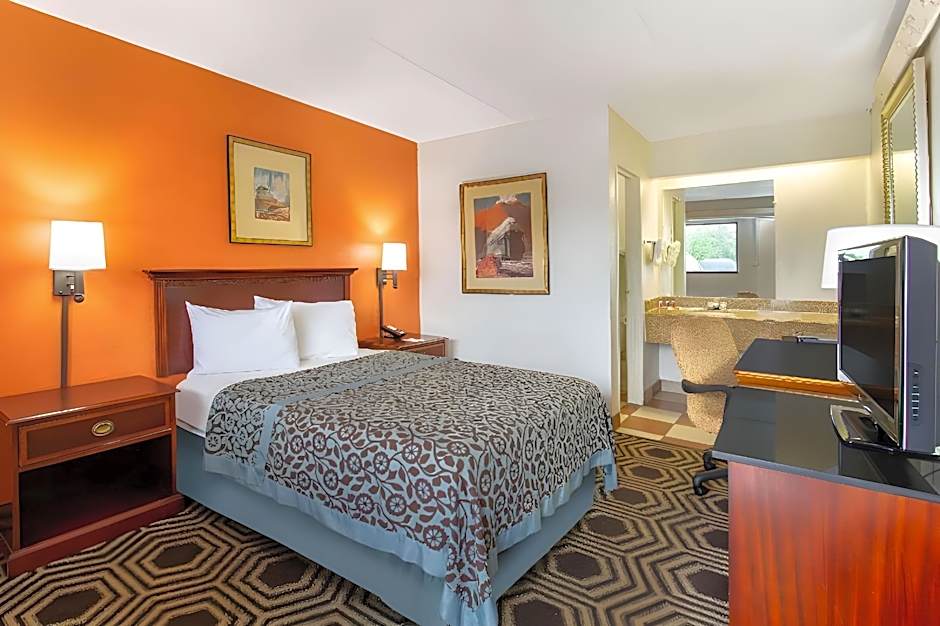Travelodge by Wyndham South Holland