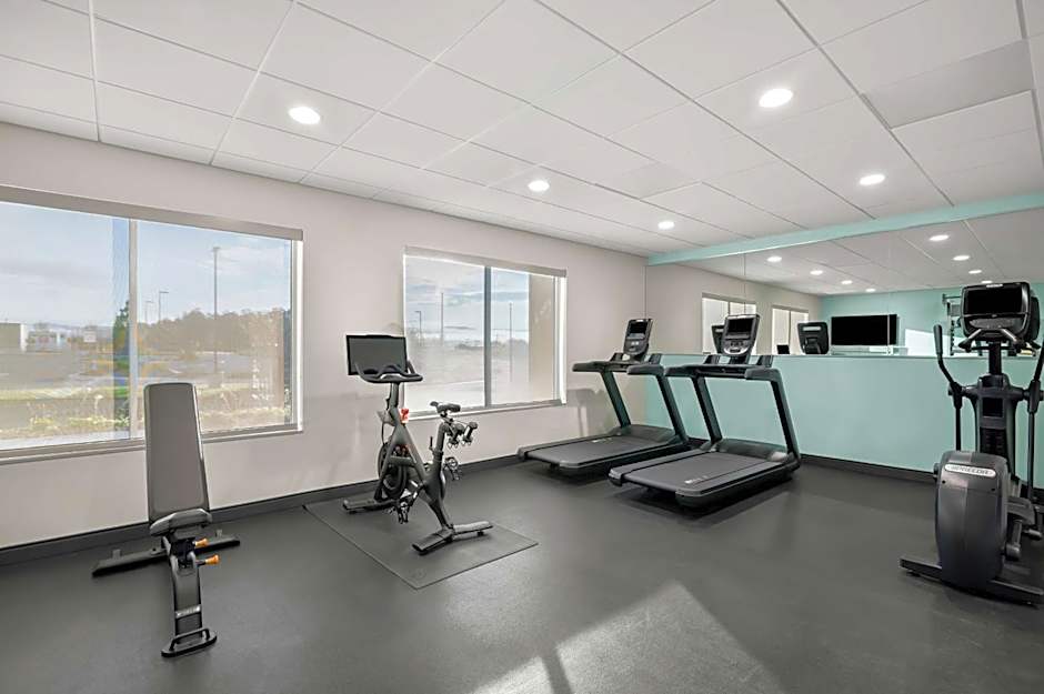 Tru by Hilton Lexington