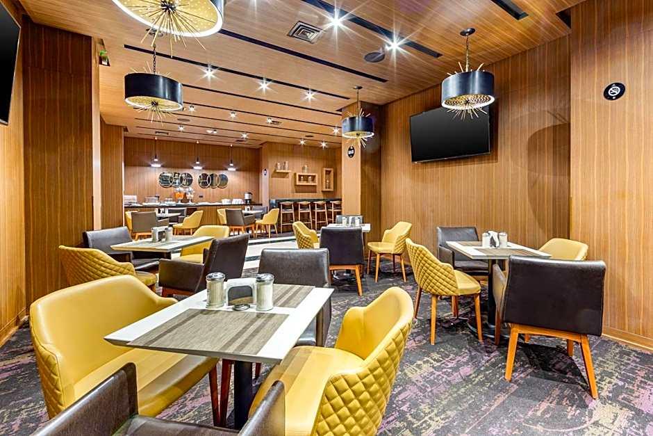 Quality Inn Chihuahua San Francisco