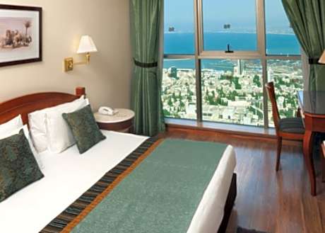 2 Twin Premium Bay View