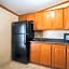 Grand Eagle Ford Lodge & RV Park