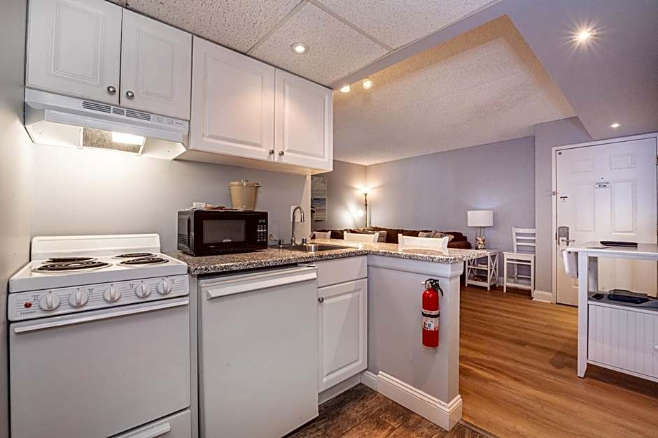 Biscayne Suites