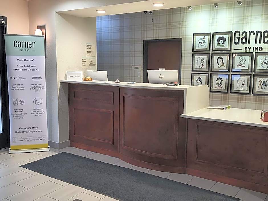 Grander Inn & Suites by IHG