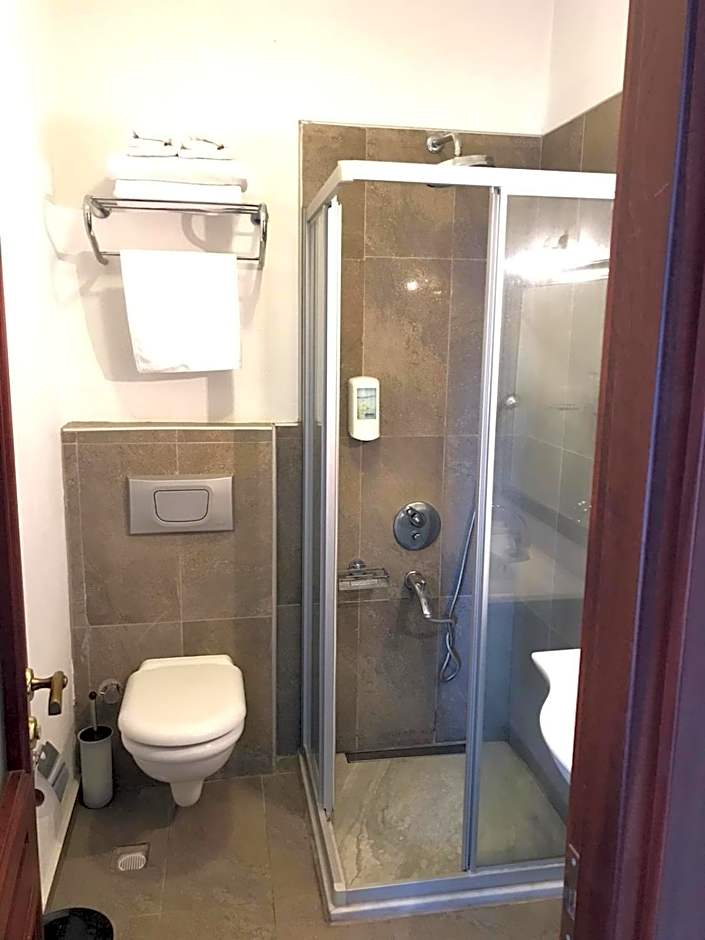 Ferahi Evler Ayvalık